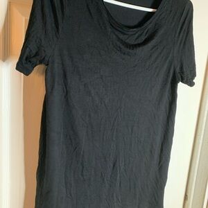 𝅺OLD navy black tee